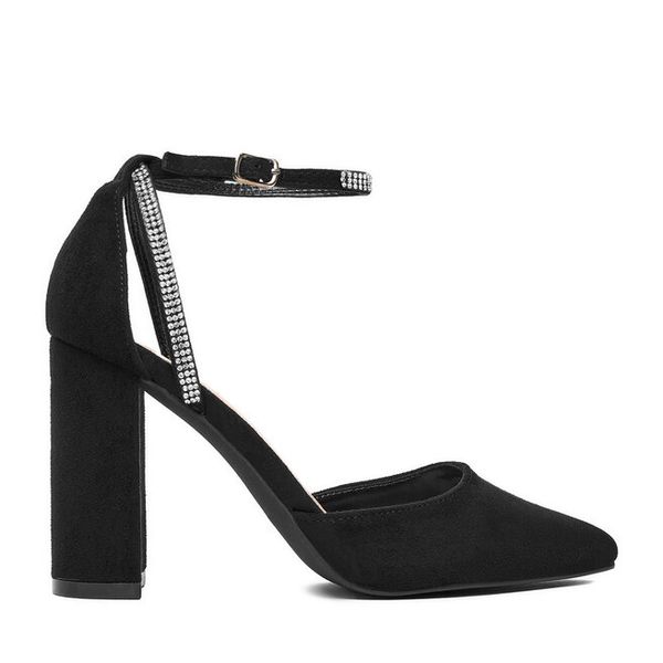 Czółenka DeeZee. Czarne czółenka DeeZee, bez wzorów, bez obcasa, bez zapięcia. Za 129,99 zł.