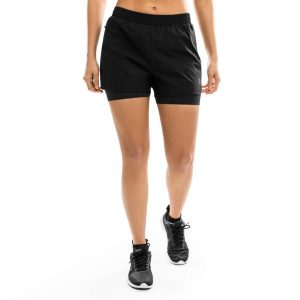 Damskie spodenki treningowe 2 w 1 Fitness Siroko Purpose. Czarne szorty SIROKO, bez wzorów, z materiału. W wyprzedaży za 109,95 zł.