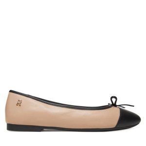 Baleriny Tommy Hilfiger. Balerinki TOMMY HILFIGER, bez wzorów, bez obcasa, bez zapięcia. Za 429,99 zł.