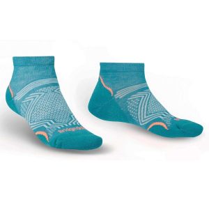 Skarpety trekkingowe damskie Bridgedale Hike Coolmax UltraLight Denim L 41-43. Niebieskie skarpetki Bridgedale, bez wzorów, z denimu. Za 72,99 zł.