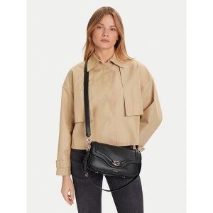 Torebka Guess. Czarne torebki klasyczne Guess, z aplikacjami, bez dodatków. Za 307,99 zł.