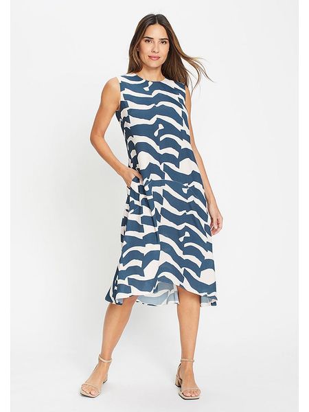 Olsen Sukienka w kolorze biało-granatowym rozmiar: 38. Białe sukienki Olsen, bez wzorów, bez kołnierzyka, bez ramiączek, midi. Za 179,64 zł.