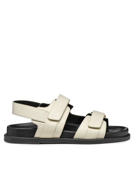 Geox Sandały D Adelash D55YWC 000TU C1122 Beżowy. Brązowe sandały Geox, bez wzorów, ze skóry, bez obcasa, na płaskiej podeszwie, bez zapięcia. Za 329,99 zł.