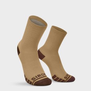 Skarpetki rowerowe Gravel unisex SIROKO GS1. Brązowe skarpetki SIROKO, bez wzorów, z tkaniny. Za 71,00 zł.