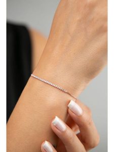 Heliophilia Pozłacana bransoletka z cyrkoniami rozmiar: onesize. Czerwone bransoletki Heliophilia, z cyrkonią, pozłacane. Za 43,99 zł.