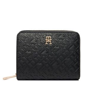Portfel Tommy Hilfiger. Czarne portfele TOMMY HILFIGER, bez wzorów. Za 299,99 zł.