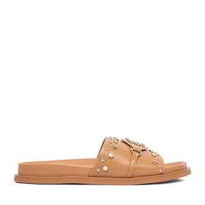 Klapki Nine West. Brązowe klapki Nine West, bez wzorów, bez obcasa. Za 219,99 zł.
