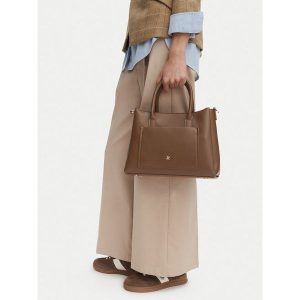 Torebka Beverly Hills Polo Club. Brązowe kuferki Beverly Hills Polo Club, bez wzorów, bez dodatków. Za 229,99 zł.