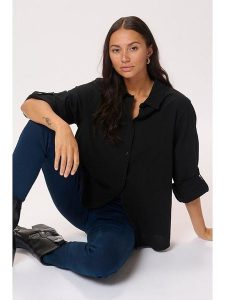 Kaffe Koszula w kolorze czarnym rozmiar: 34. Czarne koszule Kaffe, bez wzorów, z bawełny, bez kołnierzyka, bez ramiączek. Za 104,99 zł.