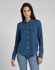 LEE REGULAR SHIRT DAMSKA KOSZULA JEANSOWA DŁUGI RĘKAW ARCTIC ICE L46AUGUW 112145212. Koszule Lee, l, bez wzorów, z jeansu, bez kołnierzyka, bez ramiączek. Za 139,99 zł.