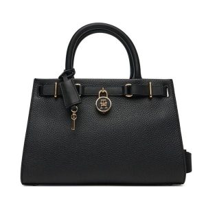 Torebka Tommy Hilfiger. Czarne kuferki TOMMY HILFIGER, bez wzorów, bez dodatków. Za 809,99 zł.