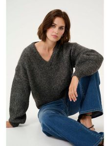 Kaffe Sweter w kolorze antracytowym rozmiar: S. Czarne swetry oversize Kaffe, s, bez wzorów, ze splotem, bez ramiączek. Za 100,99 zł.