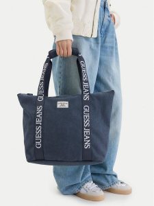 Guess Jeans Torebka CWBEO-GUESS-B-004-09 Niebieski. Niebieskie shopper bag Guess Jeans, z aplikacjami, z jeansu, bez dodatków. Za 199,99 zł.