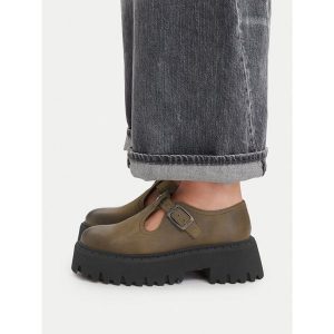Półbuty G-Star Raw. Brązowe półbuty G-Star Raw, bez wzorów, bez obcasa, na płaskiej podeszwie, bez zapięcia. Za 349,99 zł.