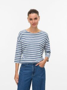 Vero Moda Koszulka w kolorze niebieskim rozmiar: M. Niebieskie bluzki Vero Moda, m, bez wzorów, z materiału, bez kołnierzyka, bez ramiączek. Za 70,24 zł.