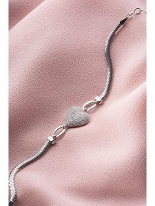 Lodie Silver Srebrna bransoletka z cyrkoniami rozmiar: onesize. Szare bransoletki Lodie Silver, z cyrkonią, srebrne. Za 162,45 zł.