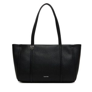 Torebka Calvin Klein. Czarne shopper bag Calvin Klein, bez wzorów, bez dodatków. Za 649,99 zł.