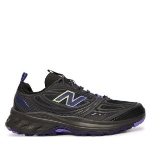 Buty do biegania New Balance. Czarne buty sportowe New Balance, bez wzorów, bez zapięcia, do biegania. Za 349,99 zł.