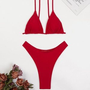Bikini push-up z regulowanym sznurowaniem na plażę Rosmaria. Czarne bikini Intica, bez wzorów. W wyprzedaży za 129,00 zł.