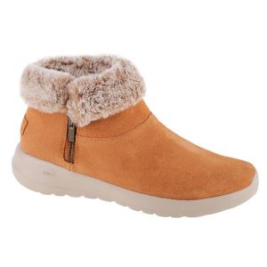 Buty zimowe damskie, Skechers On The Go Joy-Savvy. Brązowe buty sportowe Skechers, na zimę, bez wzorów, z materiału, bez zapięcia, trekkingowe. Za 199,99 zł.