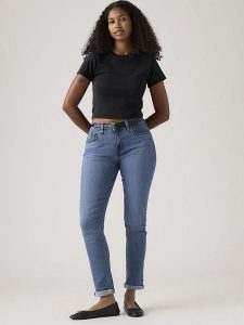 Levi's Dżinsy - Boyfriend fit - w kolorze niebieskim rozmiar: W26/L27. Niebieskie jeansy Levi's®, z aplikacjami. Za 179,95 zł.