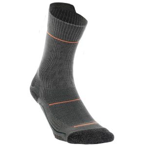 Skarpety outdoor ACT 500 merino. Skarpetki SOLOGNAC, bez wzorów, z elastanu. Za 34,99 zł.