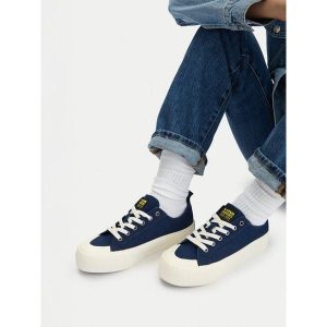 Trampki G-Star. Niebieskie trampki G-Star, bez wzorów, bez zapięcia. Za 143,99 zł.