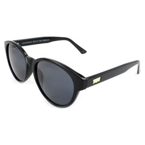 Okulary przeciwsłoneczne "LO22385" w kolorze czarnym. Okulary przeciwsłoneczne marki Adidas, Levi's. W wyprzedaży za 149,95 zł.