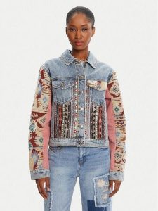Desigual Kurtka jeansowa Boho 25WWED10 Kolorowy Regular Fit. Kurtki Desigual, l, bez wzorów, z bawełny, bez kaptura. Za 589,99 zł.