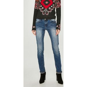 Desigual - Jeansy. Jeansy marki Desigual. W wyprzedaży za 249,90 zł.