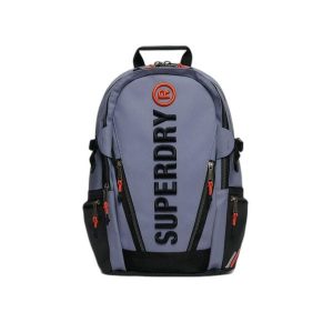 Damski plecak z haftem Superdry Tarp. Niebieskie plecaki Superdry. Za 399,50 zł.