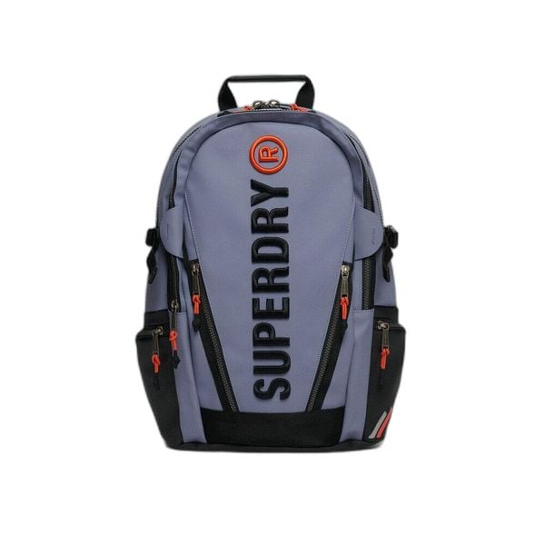 Damski plecak z haftem Superdry Tarp. Niebieskie plecaki Superdry. Za 399,50 zł.