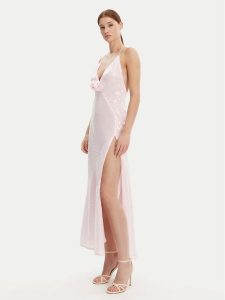 Bardot Sukienka wieczorowa 59278DB3 Różowy Regular Fit. Czerwone kombinezony Bardot, bez wzorów, z syntetyku, wizytowe, bez kołnierzyka, bez ramiączek. Za 399,99 zł.