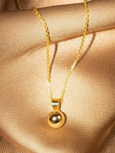 OR ÉCLAT Złota zawieszka rozmiar: onesize. Żółte zawieszki OR ÉCLAT, złote. Za 150,45 zł.