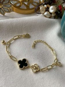 Luseera Pozłacana bransoletka z elementem ozdobnym rozmiar: onesize. Żółte bransoletki Luseera, pozłacane. Za 43,99 zł.