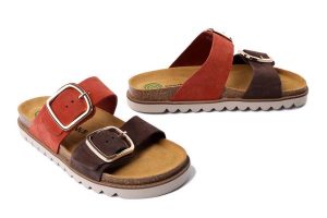 DR. BRINKMANN 700683-00 multi, klapki damskie. Brązowe klapki Dr. Brinkmann, bez wzorów, ze skóry, bez obcasa. Za 297,42 zł.