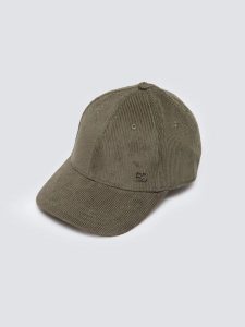 Czapka z daszkiem sztruksowa khaki Cordi 301. Zielone czapki Big Star, bez wzorów, z jeansu, klasyczne. W wyprzedaży za 59,99 zł.
