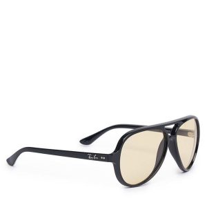 Okulary przeciwsłoneczne Ray-Ban. Czarne okulary przeciwsłoneczne Ray-Ban. Za 724,99 zł.