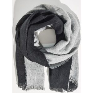 Szalik - Czarny. Szaliki marki Sinsay. W wyprzedaży za 9,99 zł.
