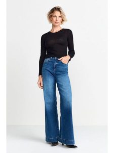 Rich & Royal Koszulka w kolorze czarnym rozmiar: L. Czarne bluzki Rich & Royal, l, bez wzorów, prążkowane, bez kołnierzyka, bez ramiączek. Za 146,95 zł.