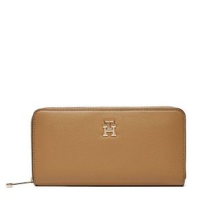 Portfel Tommy Hilfiger. Brązowe portfele TOMMY HILFIGER, bez wzorów. Za 209,99 zł.