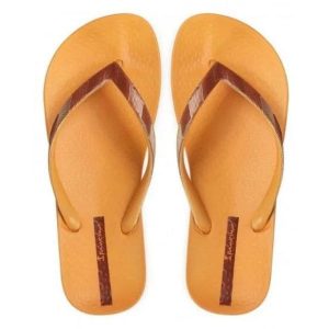 Ipanema Mesh V damskie klapki pomarańczowo-beżowe roz. 40. Brązowe klapki Ipanema, bez wzorów, z meshu, bez obcasa. Za 67,83 zł.