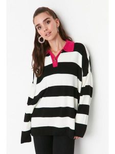 Trendyol Sweter w kolorze różowo-biało-czarnym rozmiar: S. Białe swetry oversize Trendyol, s, bez wzorów, bez ramiączek. Za 65,99 zł.