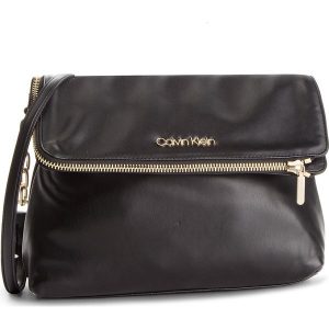 Torebka CALVIN KLEIN - Fold Crossbody K60K604442 001. Czarne listonoszki marki Calvin Klein, ze skóry ekologicznej. Za 549,00 zł.