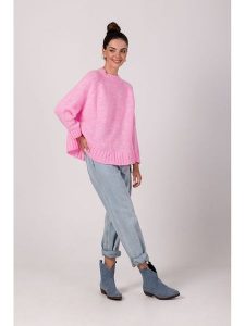 Be Wear Sweter w kolorze różowym rozmiar: onesize. Różowe swetry oversize Be Wear, bez wzorów, z wełny, bez ramiączek. Za 214,95 zł.
