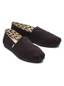 TOMS Espadryle w kolorze czarnym rozmiar: 37. Czarne espadryle Toms, bez wzorów, bez obcasa. Za 132,98 zł.