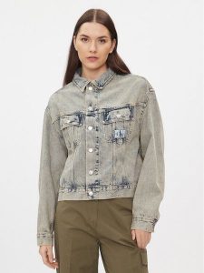 Calvin Klein Jeans Kurtka jeansowa J20J222501 Niebieski Boxy Fit. Niebieskie kurtki Calvin Klein Jeans, xl, bez wzorów, z bawełny, bez kaptura. Za 429,99 zł.