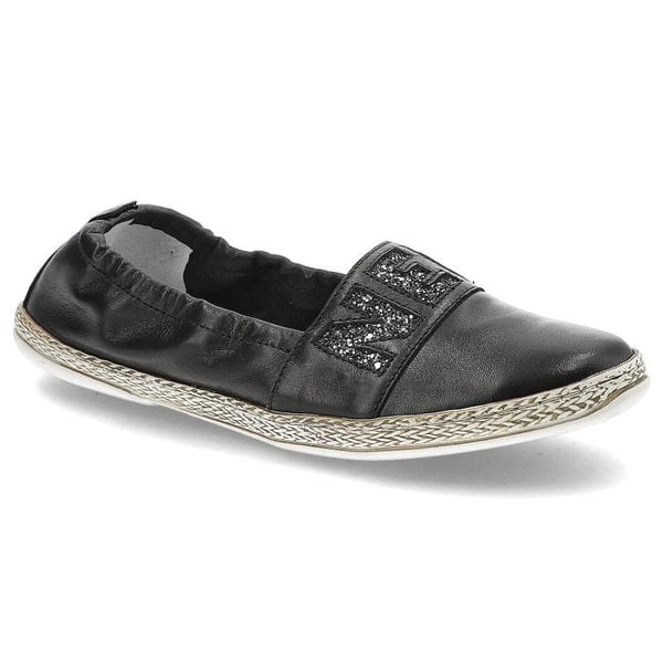 Espadryle damskie Lemar, wsuwane ze skóry naturalnej, czarne, 10035. Czarne espadryle Lemar, bez wzorów, ze skóry, bez obcasa. Za 159,00 zł.