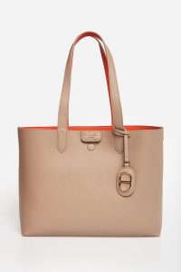 Torebka dwustronna shopper TWINSET. Shopper bag Twinset Milano, bez wzorów, bez dodatków. W wyprzedaży za 631,20 zł.