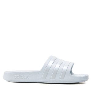 Klapki adidas. Niebieskie klapki ADIDAS, bez wzorów, bez obcasa. Za 99,99 zł.
